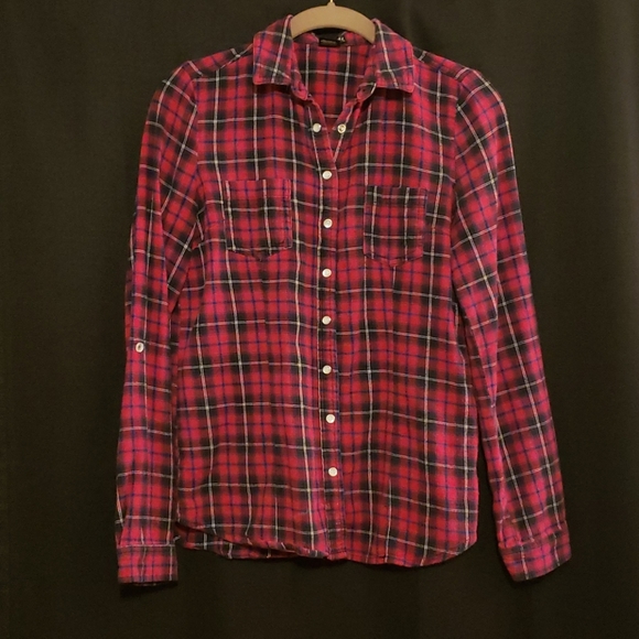 Y2K VINTAGE BRAND Wet Seal Red Flannel Button Down - Picture 1 of 2